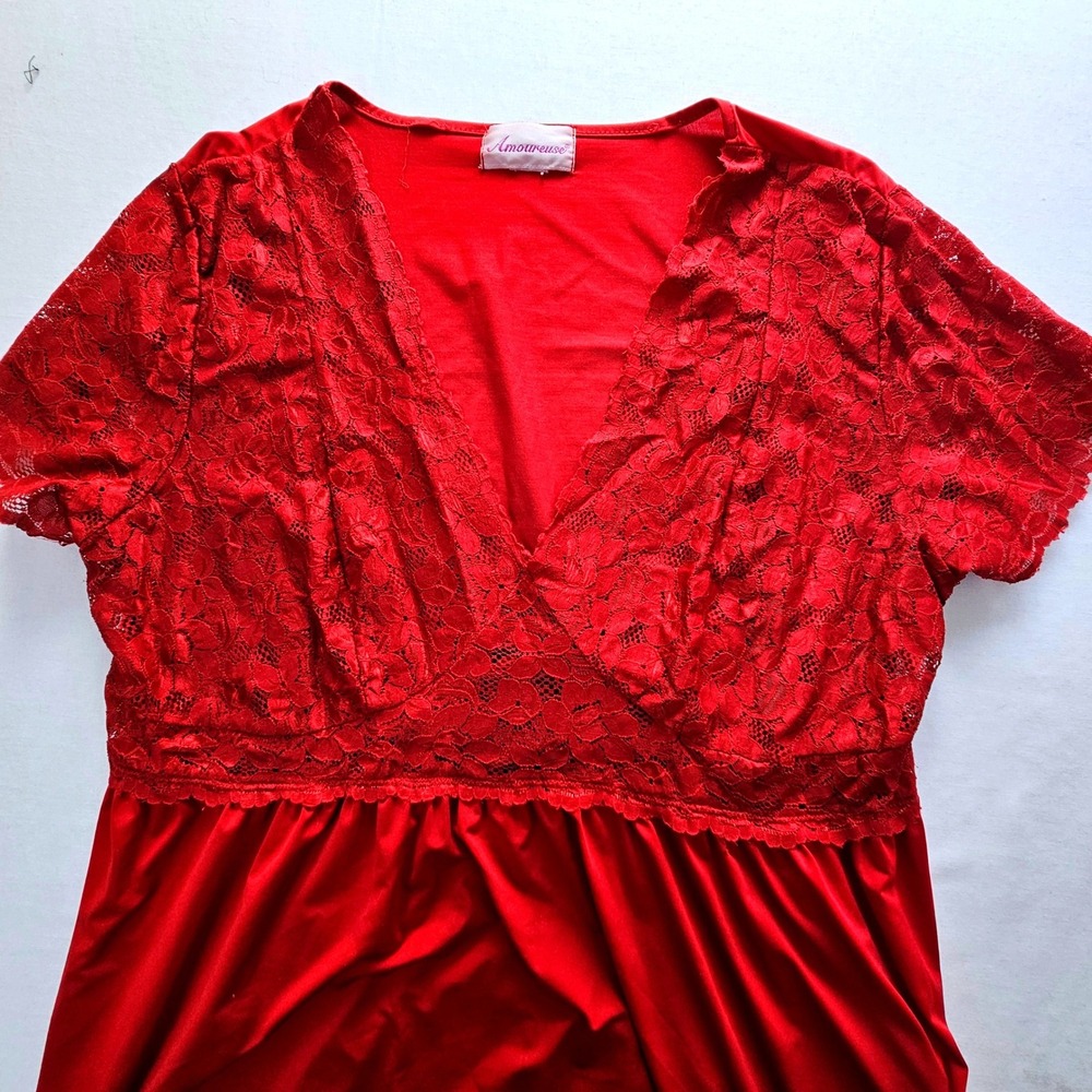 Amoureuse Red Lace V-Neck Short Sleeve Full Length Nightgown Sleepwear